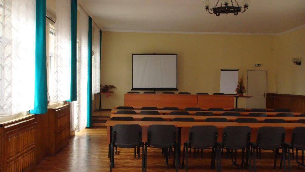 Балнеохотел "Люляци" Vrabtsite Buitenkant foto
